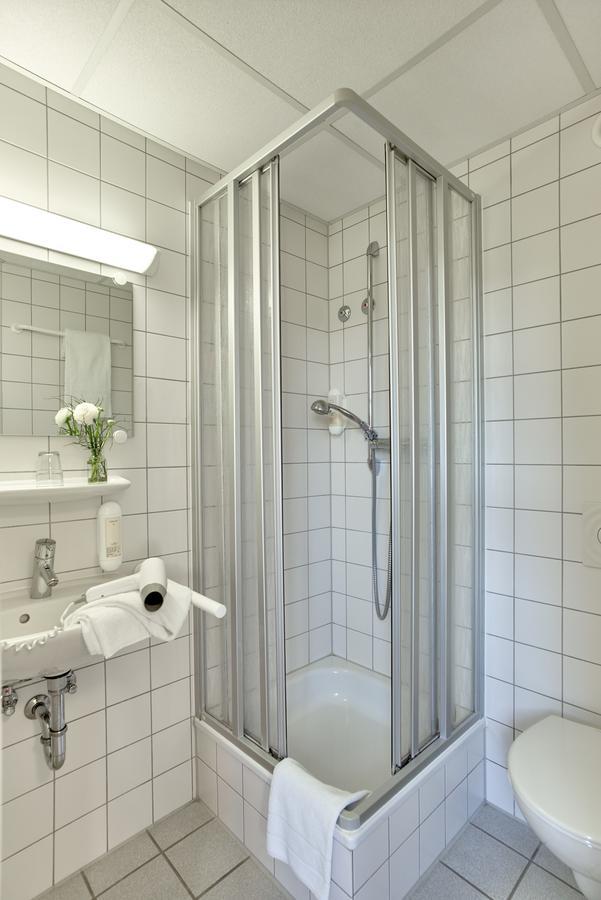 Hotel Ev.Familienferien-Und Bildungsstaette Ebernburg à Bad Münster am Stein-Ebernburg Extérieur photo