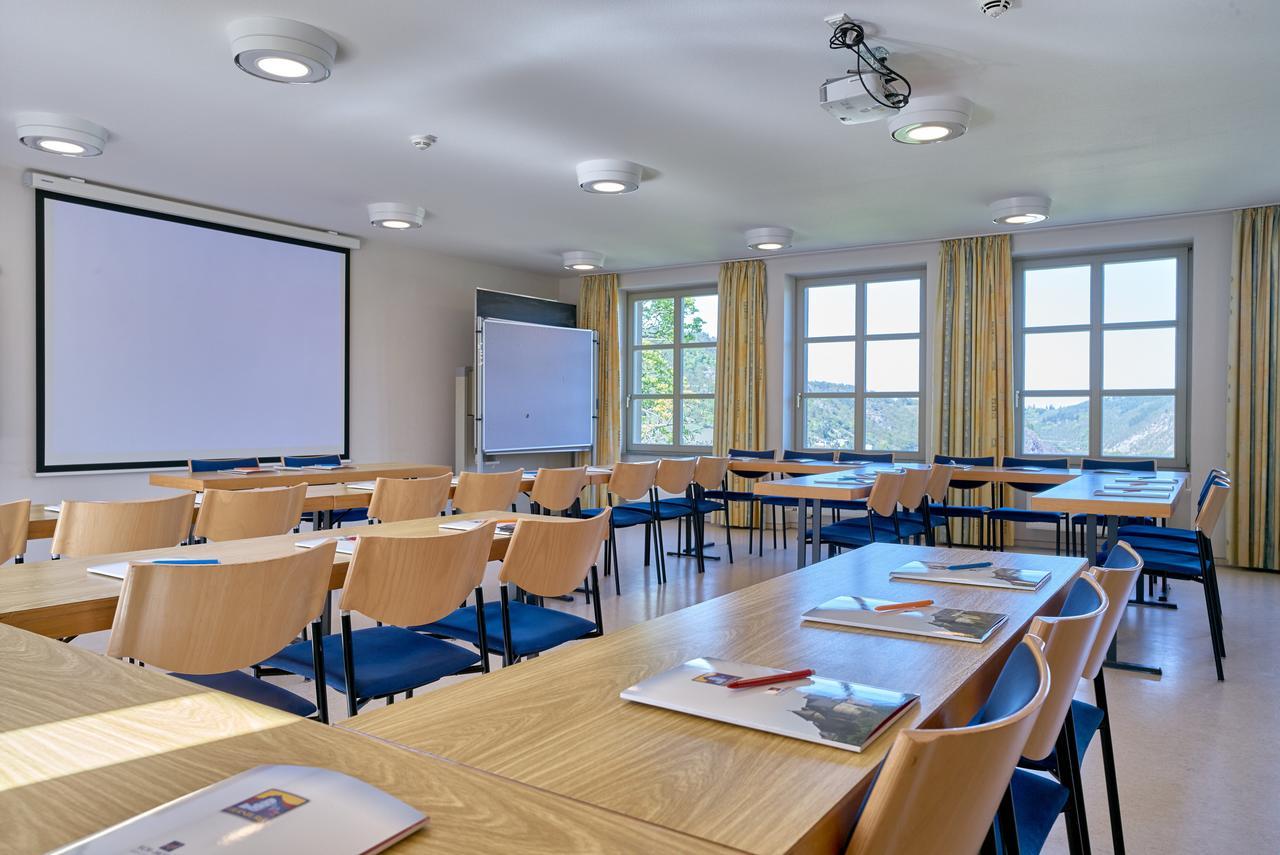 Hotel Ev.Familienferien-Und Bildungsstaette Ebernburg à Bad Münster am Stein-Ebernburg Extérieur photo